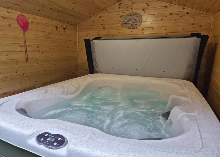 Riddings Wood Lodges